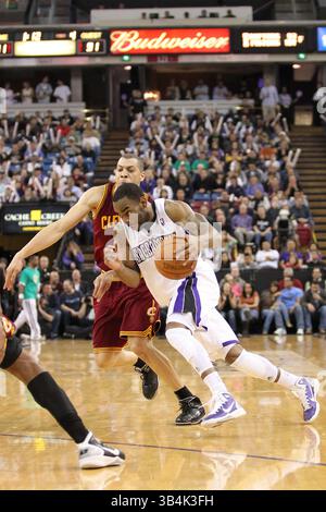 16. März 2011: Marcus Thornton (23) fährt während des NBA-Basketballspiels zwischen den Cleveland Cavaliers und den Sacramento Kings im Power Balance Pavilion in Sacramento, Kalifornien, zum Korb. Die Cleveland Cavaliers besiegten die Sacramento Kings von 97 bis 93. (Bild: © Christopher Trim/Cal Sport Media/ZUMAPRESS.com) Stockfoto
