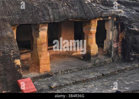 Höhle von Udaygiri in bhubaneswar odisha. Höhle von Udaygiri historischer Ort in Bhuwneswar, orissa in indien. Früher Kattaka Gumpha oder Cuttack Ca Stockfoto