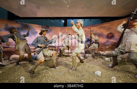 Ein großes Diorama, das den Kampf, die Schlacht zwischen ANZAC und türkischen Truppen darstellt. Im Epic Promotion Center WWI, ANZAC Museum in Gallipoli, Türkei. Stockfoto