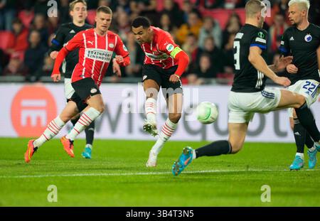 10. März 2022: Cody Gakpo vom PSV Eindhoven beim PSV Eindhoven gegen den FC Kopenhagen, UEFA Europa Conference League, im Philips Stadium, Eindhoven, Niederlande. Kim Price/CSM.(Kreditbild: © Kim Price/CSM via ZUMA Press Wire) Stockfoto