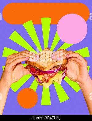 Zwei Hände halten ein mehrschichtiges Sandwich mit Speck, Käse und Tomate über farbenfrohen Pop-Art-Hintergrund in violettem Orange und Grün. Stockfoto