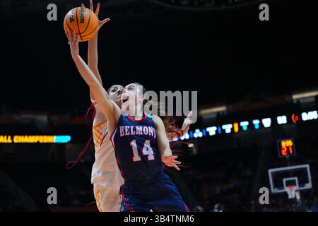 21. März 2022: Jamilyn Kinney #14 von den Belmont Bruins versucht, den Ball zu schießen, während Tamari Key #20 der Tennessee Lady Vols während eines zweiten Rundenspiels des NCAA Women's Basketball Turniers 2022 zwischen der University of Tennessee Lady Vols und der Belmont University Bruins in der Thompson Boling Arena in Knoxville verteidigt, Tim Gangloff/CSM (Credit Image: © Tim Gangloff/CSM via ZUMA Press Wire) Stockfoto
