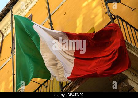 Grüne, weiße und rote Flagge Italiens Stockfoto