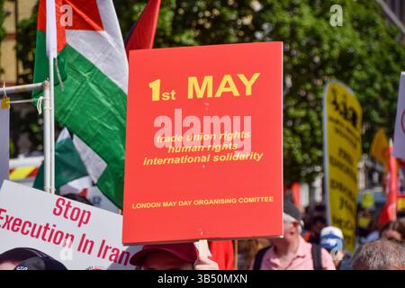 London, Großbritannien. Mai 2025. Der marsch am 1. Mai geht durch Clerkenwell und feiert den Internationalen Arbeitstag. Quelle: Vuk Valcic/Alamy Live News Stockfoto