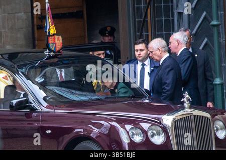 29. März 2022, London, England, Vereinigtes Königreich: KÖNIGIN ELISABETH II. Verlässt den Thanksgiving Service für Prinz Philip in Westminster Abbey. (Bild: © Tayfun Salci/ZUMA Press Wire) Stockfoto