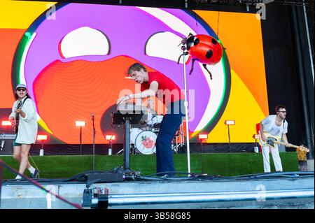 19. Juni 2022, USA: Chase Lawrence, Ryan Winnen, Joe Memmel und New York Matt Martin von Coin tritt am 4. Tag des Bonnaroo Music & Arts Festivals 2022 am 19. Juni 2022 in Manchester, Tennessee auf. (Kreditbild: © imageSPACE via ZUMA Press Wire) Stockfoto