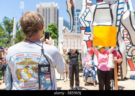 4. Mai 2013, Houston, Texas, USA: Auf dem 2013 National Rifle Association Meeting und Ausstellungen am 4. Mai 2013 in Houston. (Bild: © Eric Kayne/ZUMA Press Wire) Stockfoto