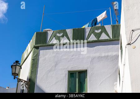 Traditionelle portugiesische Architektur von Häusern in der Region Albufeira, Portugal. Stockfoto