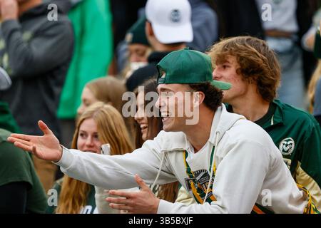 10. September 2022: Ein Colorado State Fan unterhält sich mit der Middle Tennessee Bank im Canvas Stadium in Fort Collins, CO. Die MTSU fuhr mit 34-0 Vorsprung auf der Straße und gewann 34:19. Derek Regensburger/CSM. (Bild: © Derek Regensburger/CSM via ZUMA Press Wire) Stockfoto