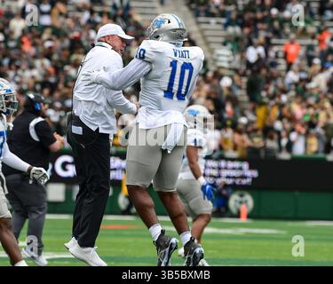 10. September 2022: Rick Stockstill, Cheftrainer der Middle Tennessee Blue Raiders10, nachdem er sich im Canvas Stadium in Fort Collins, CO. Einen Fumble im Fußballspiel zwischen Colorado State und Middle Tennessee erholt hatte. Die MTSU fuhr mit 34-0 Vorsprung auf der Straße und gewann 34:19. Derek Regensburger/CSM. (Bild: © Derek Regensburger/CSM via ZUMA Press Wire) Stockfoto