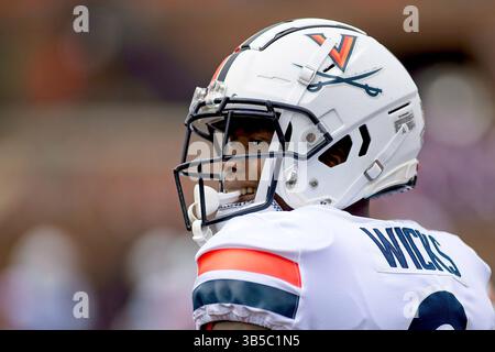 10. September 2022, Champaign, Illinois, USA: DONTAYVION WITHS. Die Cavaliers der University of Virginia (UVA) besuchen die University of Illinois Fighting Illini. Die Illini gewinnen das Spiel mit 24:3. (Kreditbild: © Alan Look/ZUMA Press Wire) Stockfoto
