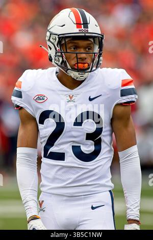 10. September 2022, Champaign, Illinois, USA: FENTRELL CYPRESS II. Die Kavaliere der University of Virginia (UVA) besuchen die University of Illinois Fighting Illini. Die Illini gewinnen das Spiel mit 24:3. (Kreditbild: © Alan Look/ZUMA Press Wire) Stockfoto