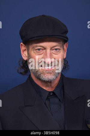 15. August 2022, Hollywood, Kalifornien, USA: Troy Kotsur Oscar wurde gestohlen und kehrte später zurück, als er ihn in seinem Auto zurückließ. DATEIFOTO: Troy Kotsur auf dem roten Teppich der 28. Jährlichen Screen Actors Guild Awards, die am Sonntag, den 27. Februar 2022 im Barker Hangar in Santa Monica, Kalifornien, stattfanden. JAVIER ROJAS/PI (Foto: © Prensa Internacional Via ZUMA Press Wire) Stockfoto