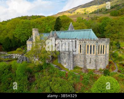 Luftaufnahme der St. Conan’s Kirk (Kirche) in Loch Awe Village, Argyll and Bute, Schottland, Großbritannien Stockfoto