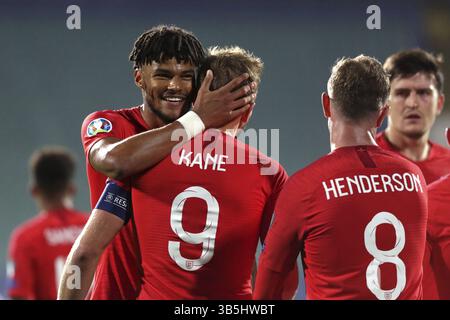 Sofia, Bulgarien - 14. Oktober 2019: England feiert ihr 6. Ziel gegen Bulgarien zählen während Bulgarien vs England match Teil 2020 E Stockfoto