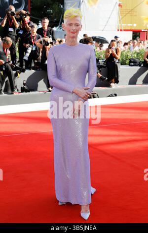 6. September 2022, Venedig, Italien: TILDA SWINTON besucht den roten Teppich „On the Fringe“ (EN Los Margenes) und „die Ewige Tochter“ beim 79. Internationalen Filmfestival Venedig. Foto: Alec Michael (Kreditbild: © Alec Michael via ZUMA Press) Stockfoto