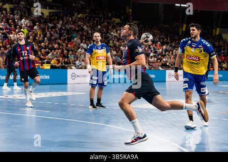 22. September 2022, Barcelona, Spanien: Aitor Arino vom FC Barcelona in Aktion beim EHF Champions League Spiel zwischen dem FC Barcelona und Lomza Industria Kielce am 22. September 2022 in Barcelona. (Foto: © Javier Borrego/AFP7 via ZUMA Press Wire) Stockfoto