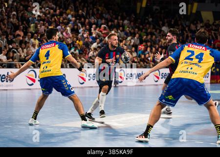 22. September 2022, Barcelona, Spanien: Luka Cindric vom FC Barcelona in Aktion während des EHF Champions League-Spiels zwischen dem FC Barcelona und Lomza Industria Kielce im Palau Blaugrana am 22. September 2022 in Barcelona. (Foto: © Javier Borrego/AFP7 via ZUMA Press Wire) Stockfoto