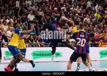 22. September 2022, Barcelona, Spanien: Dika Mem vom FC Barcelona in Aktion beim EHF Champions League Spiel zwischen dem FC Barcelona und Lomza Industria Kielce im Palau Blaugrana am 22. September 2022 in Barcelona. (Foto: © Javier Borrego/AFP7 via ZUMA Press Wire) Stockfoto