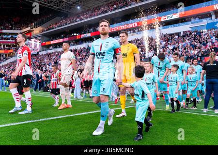 Eindhoven, Niederlande. April 2025. EINDHOVEN, NIEDERLANDE - 12. APRIL: Thomas Robinet vom Almere City FC vor dem niederländischen Eredivisie-Spiel zwischen PSV und Almere City FC im Philips Stadion am 12. April 2025 in Eindhoven, Niederlande. (Foto von Joris Verwijst/Orange Pictures) Credit: Orange Pics BV/Alamy Live News Stockfoto