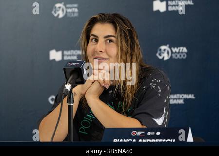 7. August 2022, Toronto, Ontario, Kanada: Die kanadische Tennisspielerin BIANCA ANDREESCU spricht vor dem Start des National Bank Open Tennis Turniers in Toronto, Kanada. (Bild: © Arlyn McAdorey/ZUMA Press Wire) Stockfoto