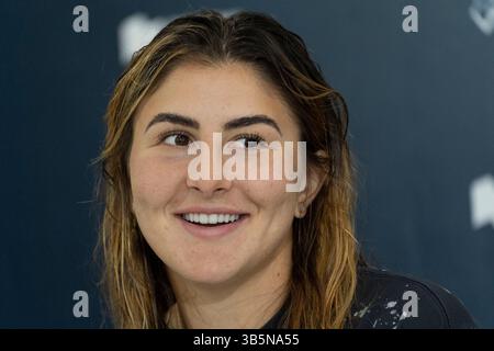 7. August 2022, Toronto, Ontario, Kanada: Die kanadische Tennisspielerin BIANCA ANDREESCU spricht vor dem Start des National Bank Open Tennis Turniers in Toronto, Kanada. (Bild: © Arlyn McAdorey/ZUMA Press Wire) Stockfoto