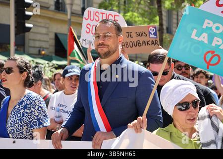 Marseille, Frankreich. Mai 2025. Der französische Parlamentsabgeordnete Sébastien Delogu wurde während der Demonstration zum Labor Day gesehen. Auf Aufruf verschiedener Gewerkschaften und linker politischer Parteien nahmen Tausende Demonstranten in festlicher und militanter Atmosphäre an der traditionellen Parade zum Tag der Arbeit durch die Straßen von Marseille Teil. (Credit Image: © Denis Thaust/SOPA Images via ZUMA Press Wire) NUR REDAKTIONELLE VERWENDUNG! Nicht für kommerzielle ZWECKE! Stockfoto