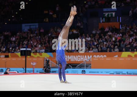 30. Juli 2022, Birminmgham, West Midlands, England: ERIN PINDER aus Barbados tritt während des Finales und der Einzelqualifikation des künstlerischen Gymnastik Women's Team bei den Commonwealth Games 2022 in der Arena Birmingham, England auf (Bild: © Mickael Chavet/ZUMA Press Wire) Stockfoto