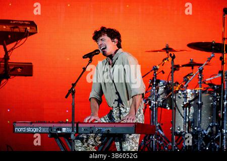 4. Juni 2022, Carson, CA, USA: Charlie Puth tritt am 4. Juni 2022 auf der Bühne des iHeartRadio Wango Tango 2022 im Dignity Health Sports Park in Carson, Kalifornien auf. (Kreditbild: © imageSPACE via ZUMA Press Wire) Stockfoto