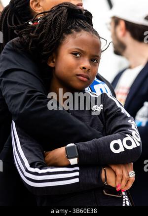 11. Juni 2022, Washington, District of Columbia, USA: Demonstranten versammeln sich am Samstag, 11. Juni 2022 am Washington Monument for the March for Our Lives in Washington, D.C. (Foto: © Julia Nikhinson/CNP via ZUMA Press Wire) Stockfoto