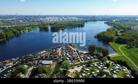 Luftaufnahme der Mündung des Flusses New Maas bei Brielle in der Provinz Südholland, Niederlande Stockfoto