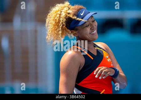 23. März 2022: Naomi Osaka aus Japan reagiert, nachdem er am Mittwoch, den 23. März 2022, einen Punkt gegen Astra Sharma aus Australien beim Tennis-Turnier der Miami Open im Hard Rock Stadium in Miami Gardens, Florida, erzielt hat. (Foto: © Daniel A. Varela/Miami Herald/TNS via ZUMA Press Wire) Stockfoto