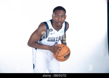 September 2022: McKinley Wright IV #23 des Dallas Mavericks Guard posiert während des Dallas Mavericks Media Day, der im American Airlines Center in Dallas, Texas stattfindet (Credit Image: © Albert Pena/CSM via ZUMA Press Wire) Stockfoto