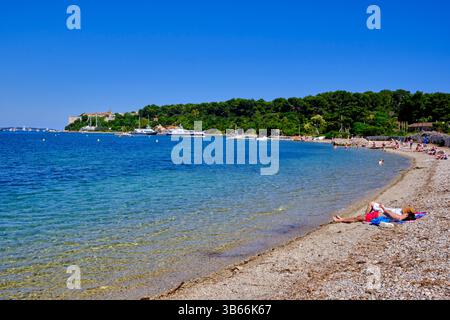 Frankreich, Alpes-Maritimes, Cannes, Lérins, Sainte-Marguerite, der Strand Stockfoto