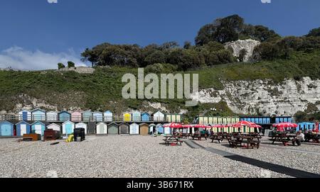 Strandhütten in Beer, devon, Großbritannien Stockfoto