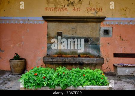 Frankreich, Alpes-Maritimes, Roya-Tal (Nizza Hinterland), Tende, Brunnen Stockfoto