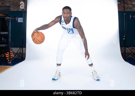 September 2022: McKinley Wright IV #23 des Dallas Mavericks Guard posiert während des Dallas Mavericks Media Day, der im American Airlines Center in Dallas, Texas stattfindet (Credit Image: © Albert Pena/CSM via ZUMA Press Wire) Stockfoto