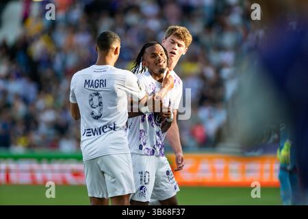 Yann Gboho aus Toulouse feierte am 3. Mai 2025 im Stadion in Toulouse, Frankreich, während des Fußballspiels der französischen Meisterschaft Ligue 1 zwischen Toulouse FC und Stade Rennais Stockfoto