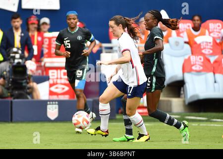 3. September 2022, Kansas City, KS, Vereinigte Staaten: KANSAS KANSAS City, KS – 3. SEPTEMBER: Andi Sullivan #17 der Vereinigten Staaten mit dem Ball während eines Spiels zwischen Nigeria und USWNT im Children's Mercy Park am 3. September 2022 in Kansas City, Kansas. (Kreditbild: © Bill Barrett/ISIPhotos via ZUMA Press Wire) Stockfoto