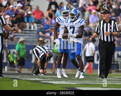 10. September 2022: Duke Blue Devils Running Back Jordan Waters (7) erzielt einen Touchdown während des NCAA-Fußballspiels zwischen Northwestern und Duke im Ryan Field in Evanston, Illinois. Dean Reid/CSM. (Bild: © Dean Reid/CSM via ZUMA Press Wire) Stockfoto