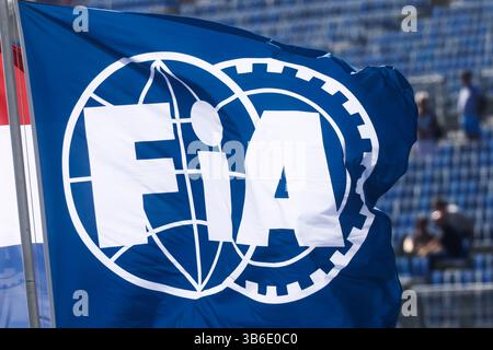 September 2022, Zandvoort, Niederlande: 1. September 2022, Zandvoort, Niederlande: FIA-Flagge wird am 1. September 2022 auf dem Circuit Zandvoort in Zandvoort, Niederlande, während des Formel 1 Grand Prix Media Day der Niederlande gesehen. (Bild: © Beata Zawrzel/ZUMA Press Wire) Stockfoto