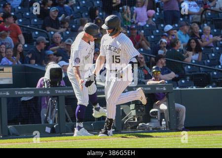 17. September 2023: Colorado Right Fielder Hunter Goodman (15) trifft seine erste Major League homer während des Spiels mit San Francisco Giants und Colorado Rockies, die im Coors Field in Denver Co. Ausgetragen werden. David Seelig/Cal Sport Medi (Bild: © David Seelig / Cal Sport Media/CSM via ZUMA Press Wire) Stockfoto