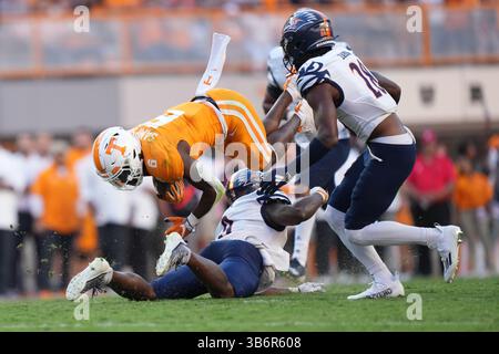 23. September 2023: Dylan Sampson #6 der Tennessee Volunteers wird während des NCAA-Fußballspiels zwischen den University of Tennessee Volunteers und der University of Texas at San Antonio Roadrunners im Neyland Stadium in Knoxville, TN Tim Gangloff/CSM (Credit Image: © Tim Gangloff/CSM via ZUMA Press Wire) Stockfoto