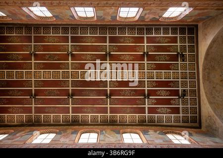Innenansicht, Kirchenschiff, Wandmalerei, Deckenmalerei, Pfarrkirche St. Georg, Oberzell, Insel Reichenau, Landkreis Konstanz, Baden-Württemberg, Stockfoto