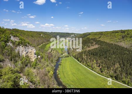 Blick vom Knopfmacherfelsen ins obere Donautal bei Beuron, Stadtteil Tuttlingen, Baden-Württemberg, Deutschland, Europa Stockfoto
