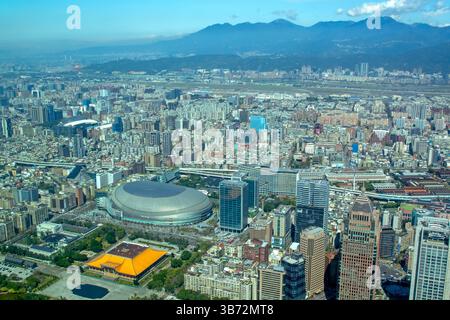 Blick über Taipei vom Taipei 101 Turm Stockfoto