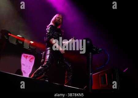 Mexiko-Stadt, Mexiko. Mai 2025. Andy Sneap Gitarrist der britischen Band Judas Priest trat als Teil der Monster of Rock Tour in der Mexico City Arena auf. Am 4. Mai 2025 in Mexiko-Stadt. (Foto: Carlos Santiago/Eyepix/SIPA USA) Credit: SIPA USA/Alamy Live News Stockfoto