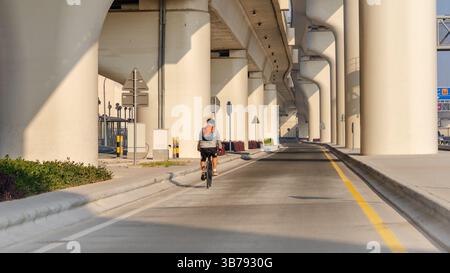 Doha, Katar - 24. Februar 2025: Blick auf den Sabah Al Ahmad Corridor Stockfoto
