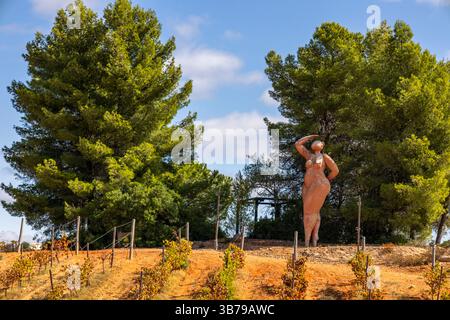 ESTOMBAR, PORTUGAL - 5. OKTOBER 2024: Landschaftsansicht des Weinguts 'Quinta dos Vales' in der Algarve. Stockfoto
