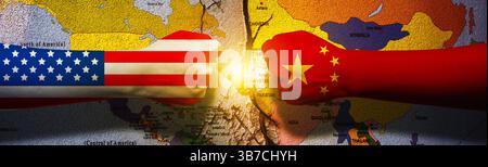 USA oder Vereinigte Staaten von Amerika und China Flaggen gemalt auf zwei Fäusten mit Weltkarte auf gerissenem Wandhintergrund. Konzept der Vereinigten Staaten von Amerika ve Stockfoto